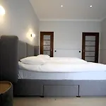 Apartamento Two Bedroom Free Parking Quiet *