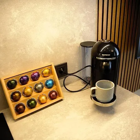 Two Bedroom Free Parking Quiet アパート リガ