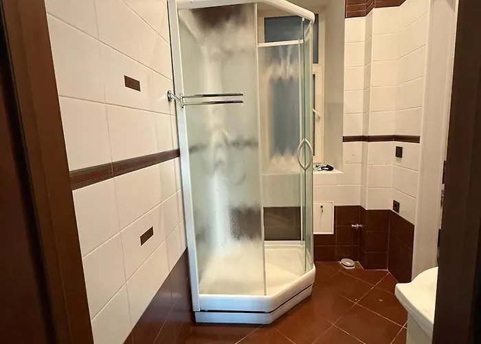 Two Bedroom Free Parking Quiet Dzīvoklis